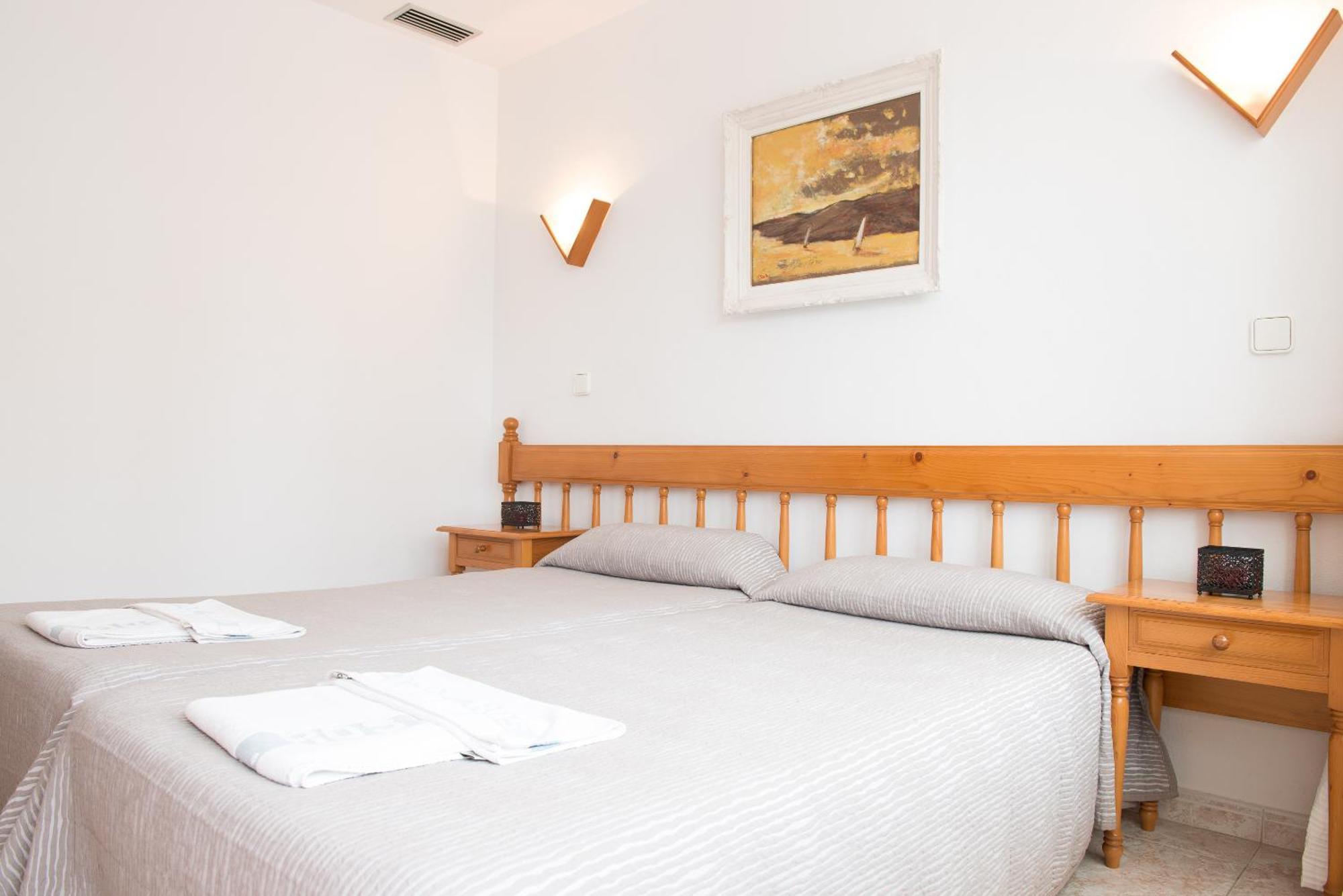 Pierre & Vacances Ros Ibiza ซานตาเอวเลเรียเดสริว ห้อง รูปภาพ