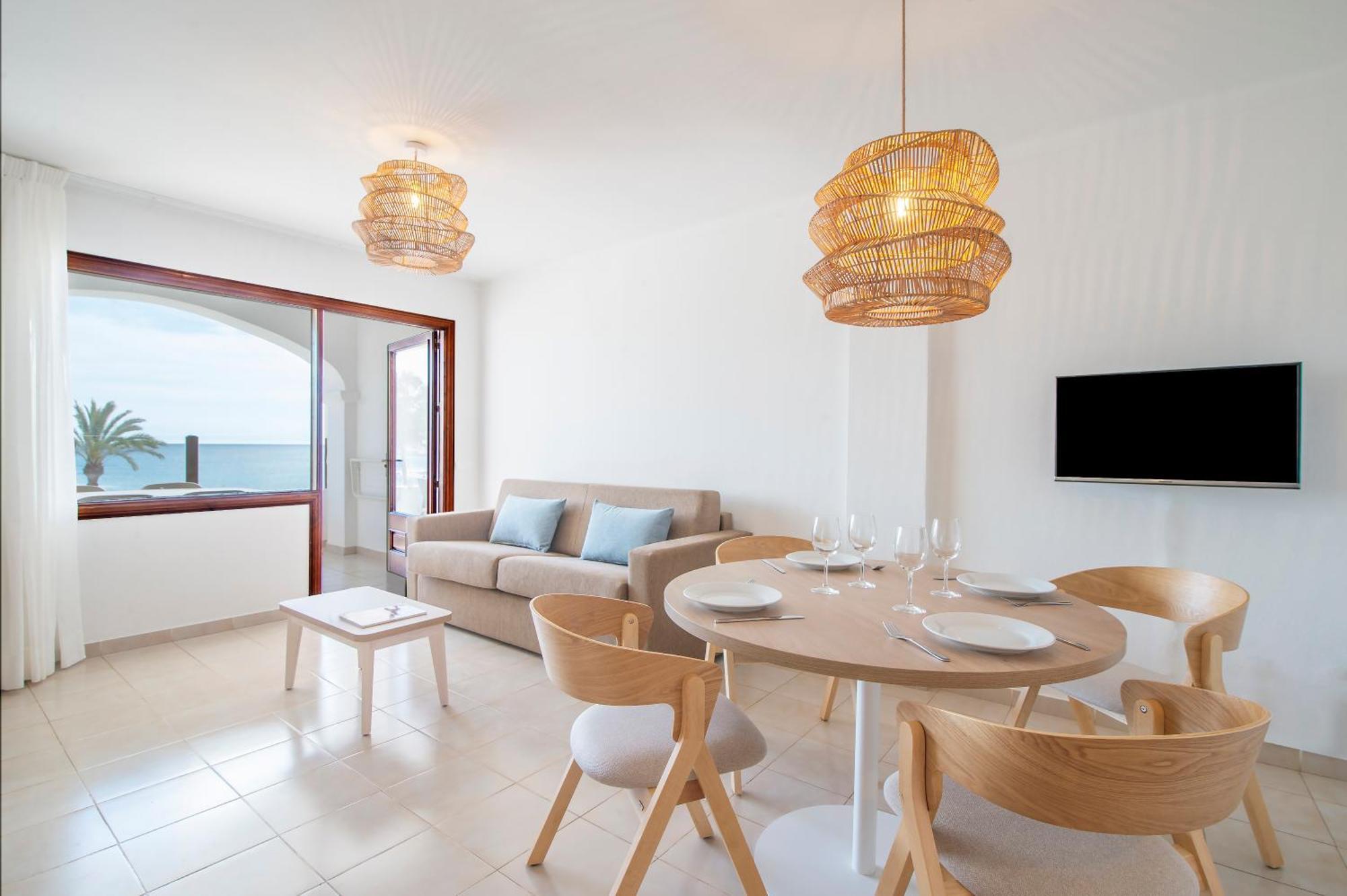 Pierre & Vacances Ros Ibiza ซานตาเอวเลเรียเดสริว ภายนอก รูปภาพ