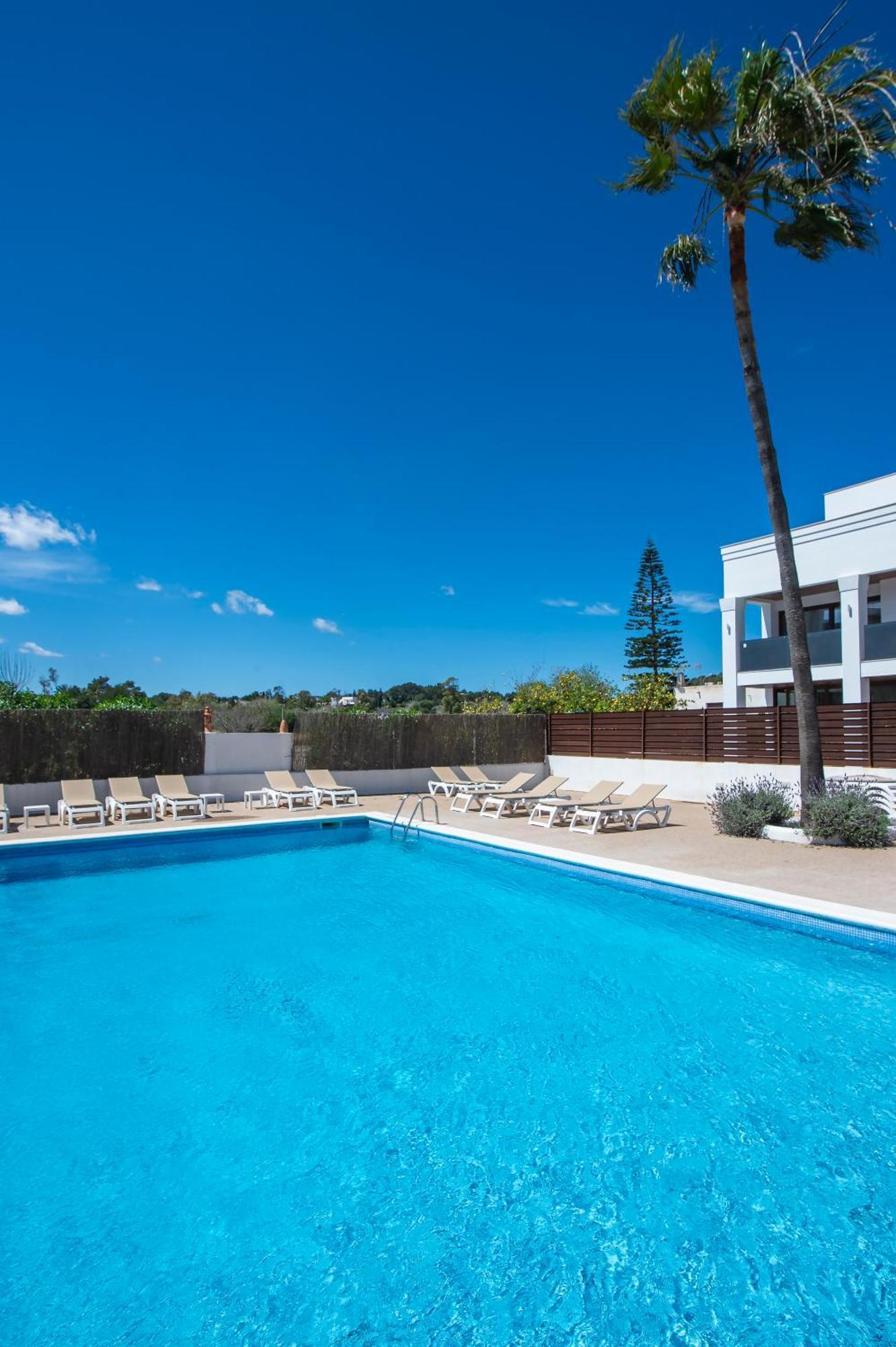 Pierre & Vacances Ros Ibiza ซานตาเอวเลเรียเดสริว ภายนอก รูปภาพ