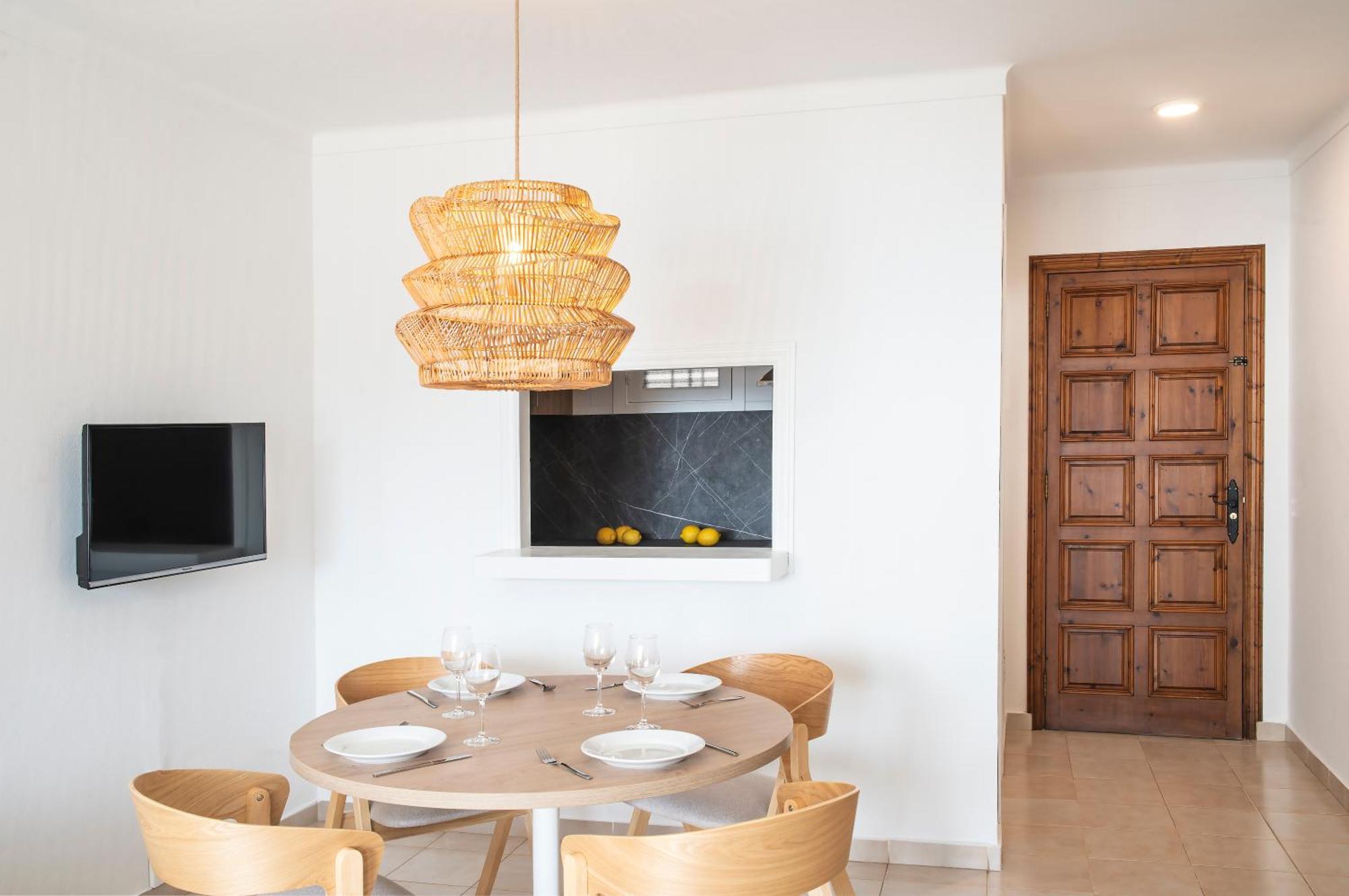 Pierre & Vacances Ros Ibiza ซานตาเอวเลเรียเดสริว ภายนอก รูปภาพ