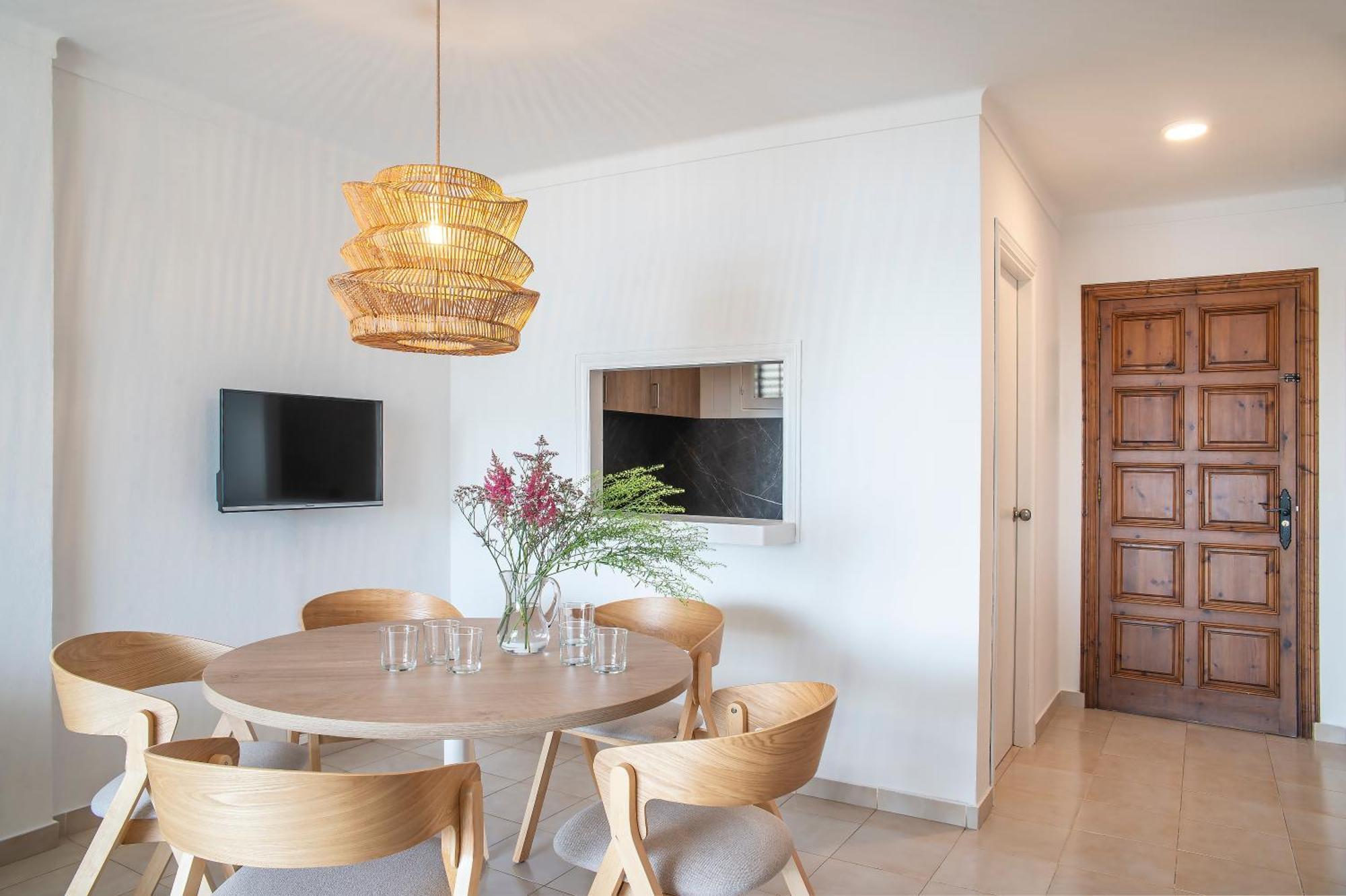 Pierre & Vacances Ros Ibiza ซานตาเอวเลเรียเดสริว ภายนอก รูปภาพ