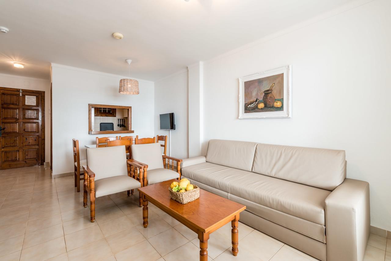Pierre & Vacances Ros Ibiza ซานตาเอวเลเรียเดสริว ภายนอก รูปภาพ