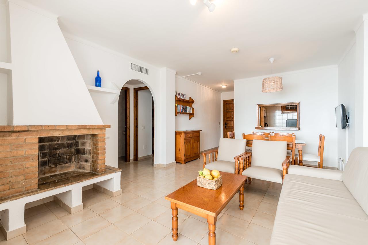 Pierre & Vacances Ros Ibiza ซานตาเอวเลเรียเดสริว ภายนอก รูปภาพ