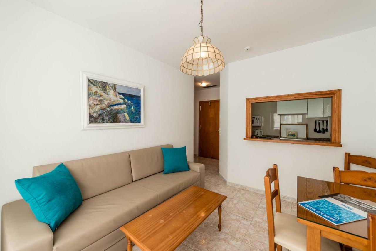 Pierre & Vacances Ros Ibiza ซานตาเอวเลเรียเดสริว ภายนอก รูปภาพ